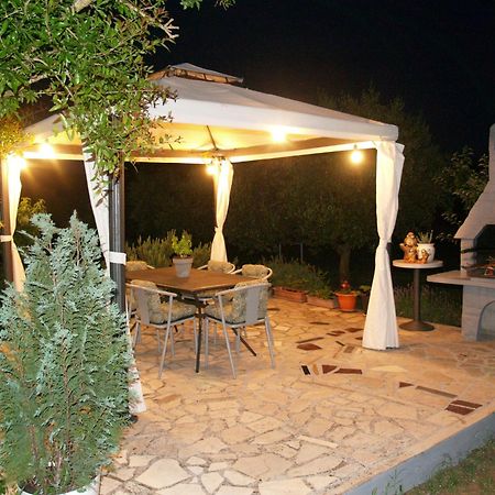 Apartment Karolina - Green Oasis Pula Bagian luar foto
