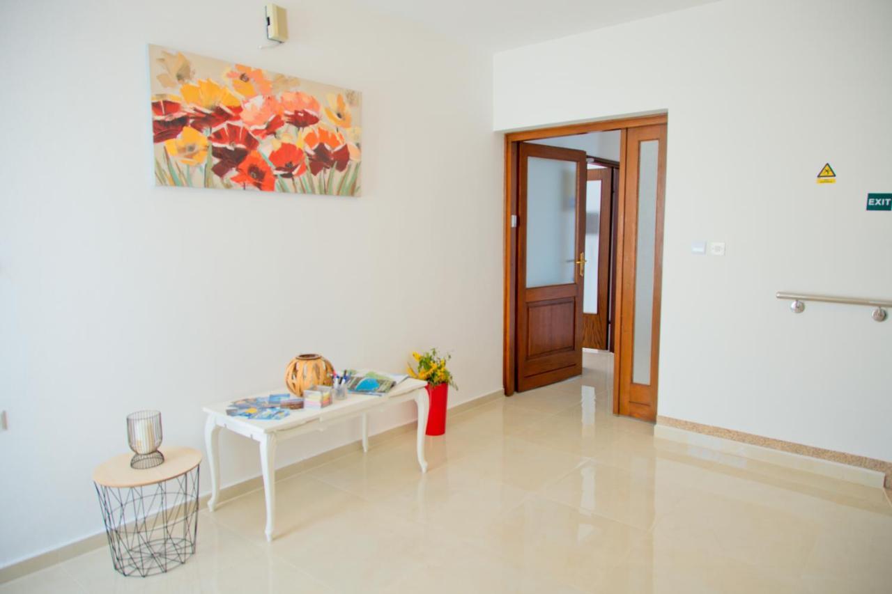 Apartment Karolina - Green Oasis Pula Bagian luar foto