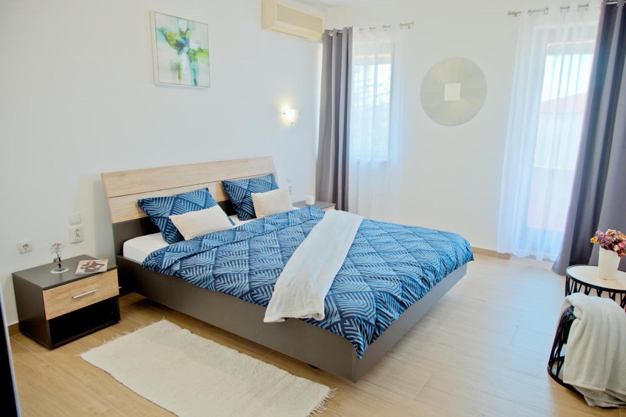 Apartment Karolina - Green Oasis Pula Bagian luar foto