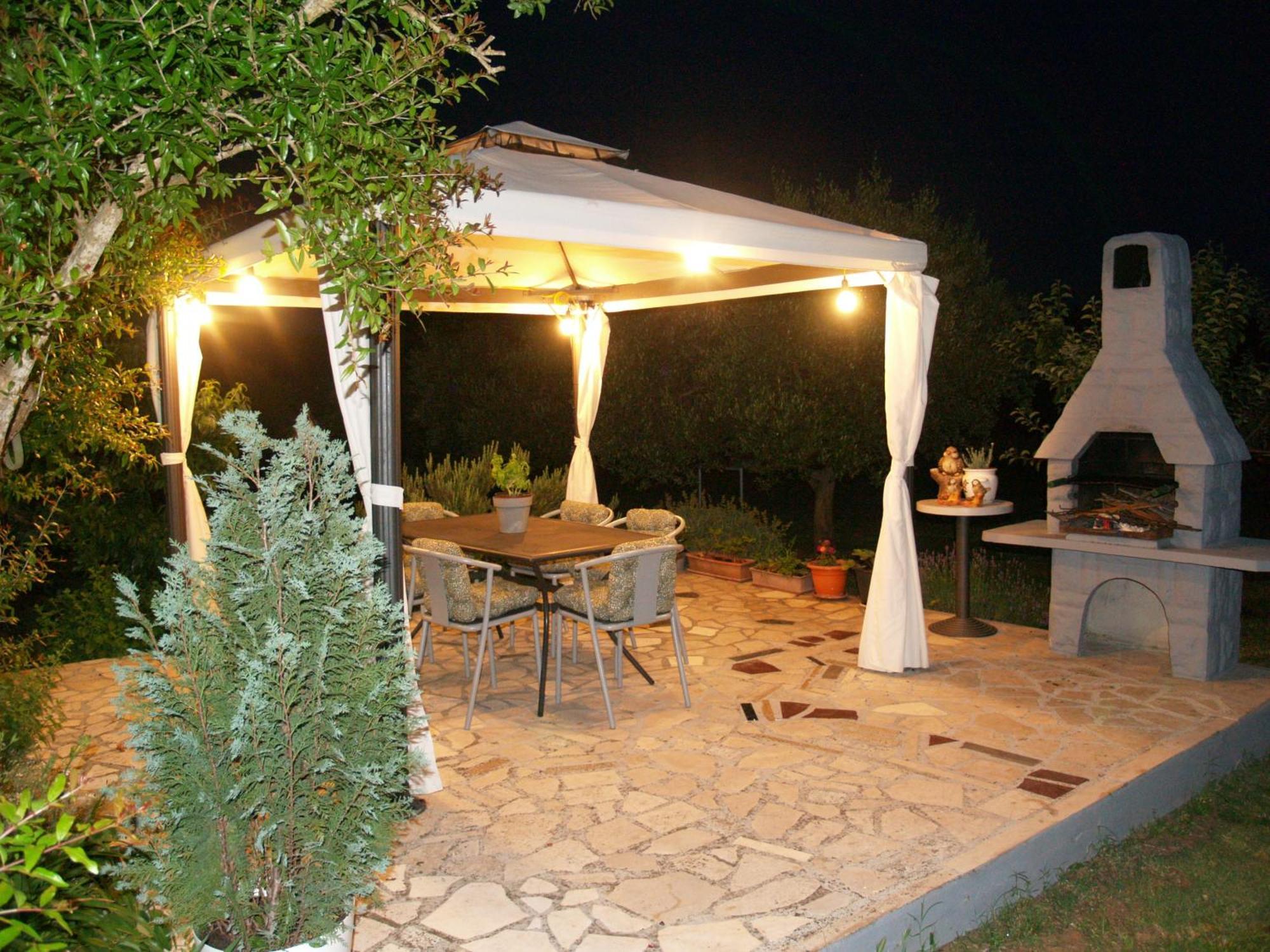 Apartment Karolina - Green Oasis Pula Bagian luar foto
